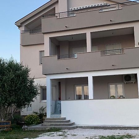 Theros Bibinje Exterior foto